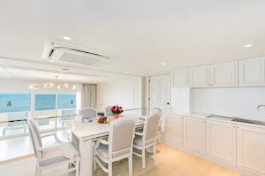 Two Bedrooms Theme Suite