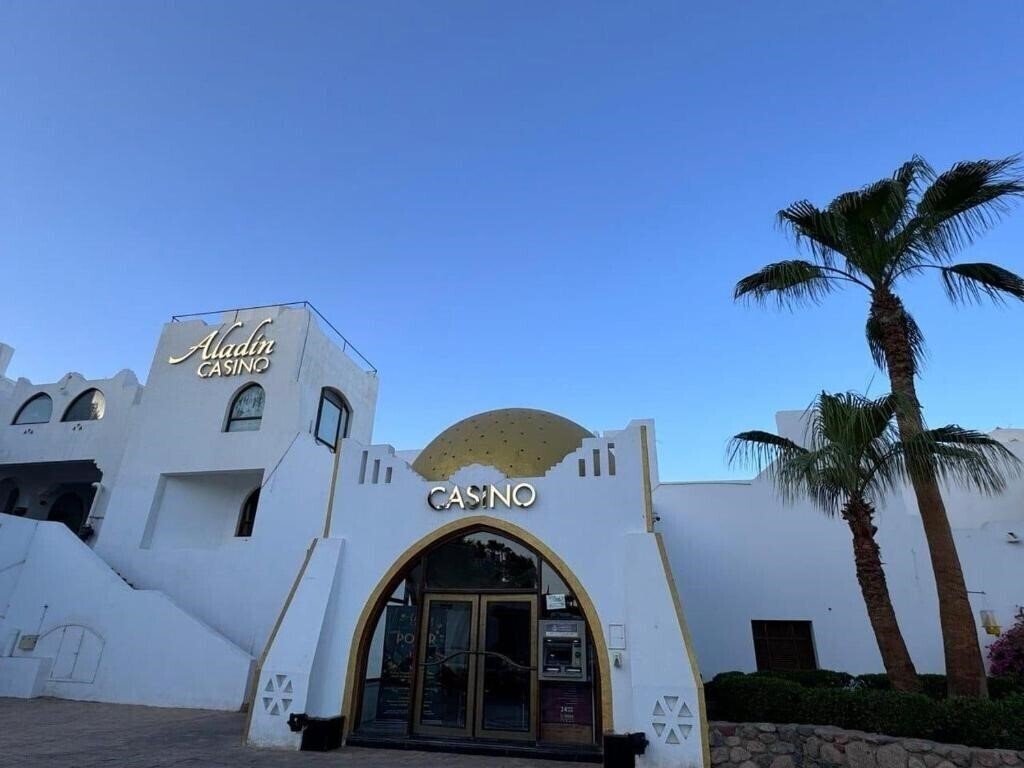 Фото Domina Coral Bay Oasis 5*