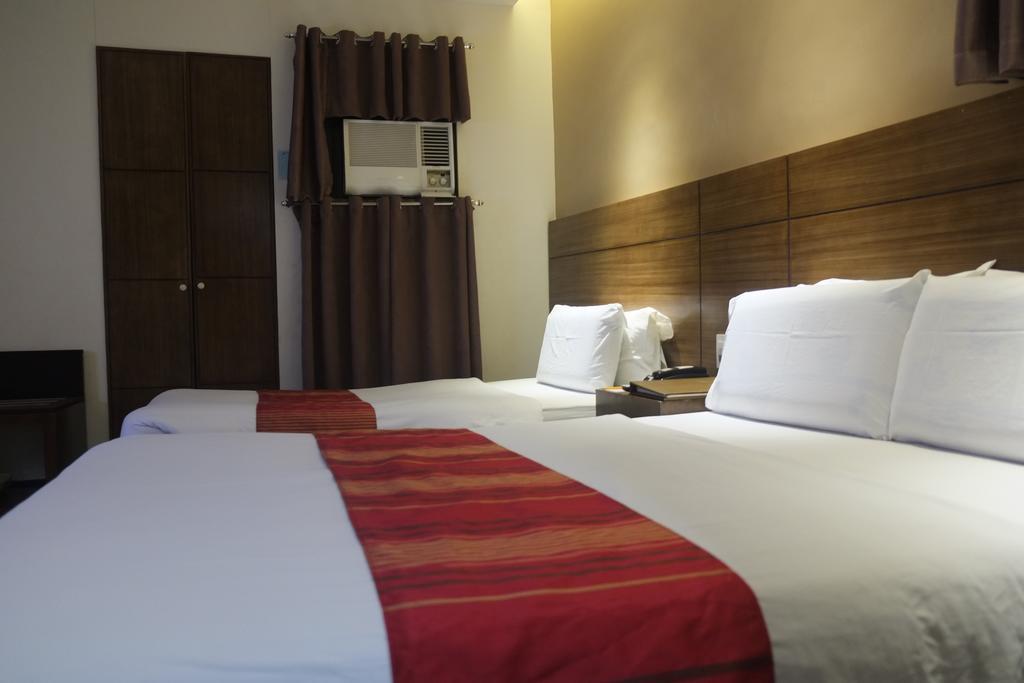 Изображение Castle Peak Hotel 3*