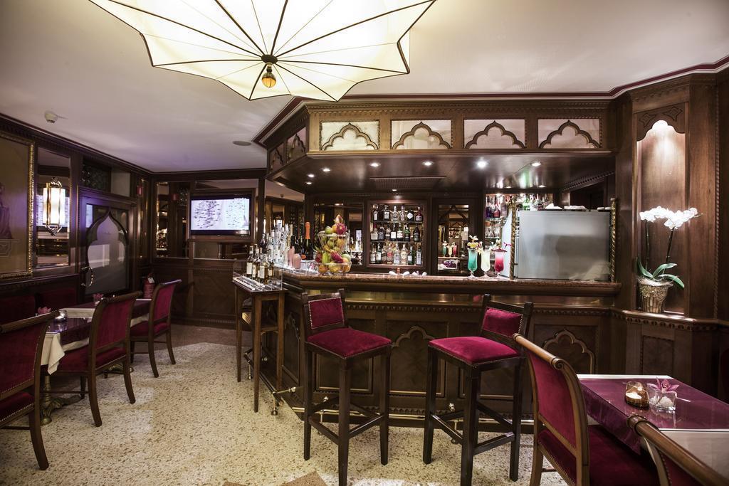 Отель Ai Mori D'oriente 4*