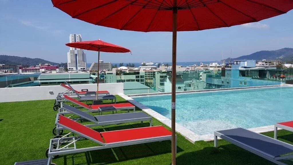 Изображение Neon Patong Hotel 4*